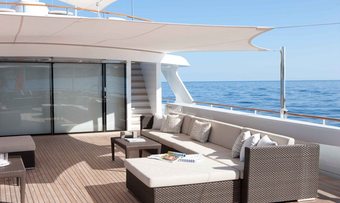 Mirage yacht charter lifestyle