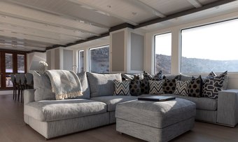 Far Niente yacht charter lifestyle