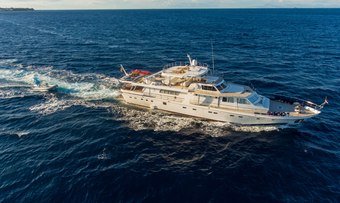 Nafisa yacht charter CNL - Cantieri Navali Lavagna Motor Yacht