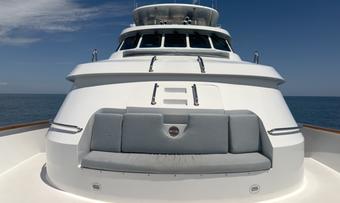 Gale Winds yacht charter lifestyle