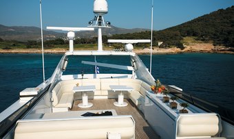 Obsesion yacht charter lifestyle