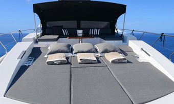 Makani yacht charter lifestyle