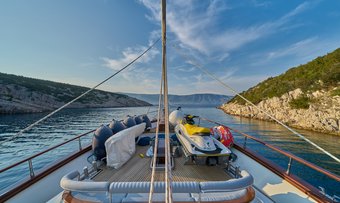Lotus yacht charter lifestyle