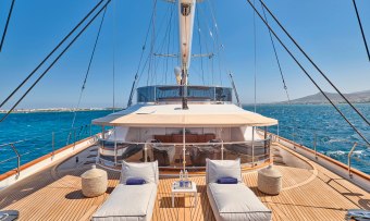 Burrasca yacht charter lifestyle