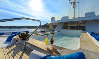 Marquise yacht charter lifestyle