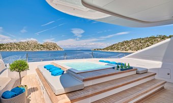 Maestro yacht charter lifestyle