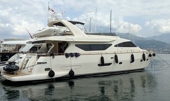 Arma VII yacht charter Spertini Alalunga Motor Yacht