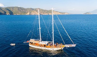 Eylul 17 yacht charter Custom Sail Yacht
