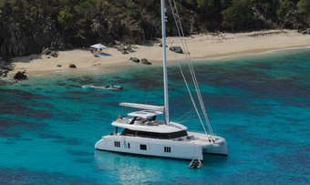 Entre4 yacht charter Sunreef Yachts Motor/Sailer Yacht