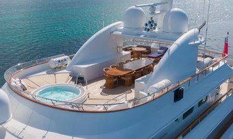 Big Easy yacht charter lifestyle