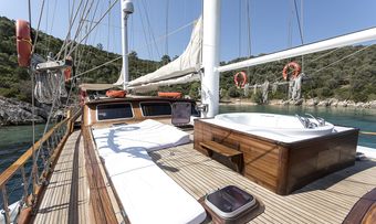 Grace 1 yacht charter lifestyle