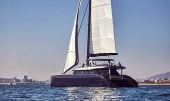 Genny yacht charter Sunreef Yachts Motor/Sailer Yacht