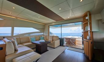 Danzas yacht charter lifestyle