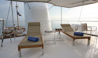 Calisto yacht charter lifestyle