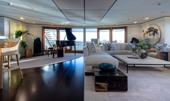 HBC yacht charter lifestyle