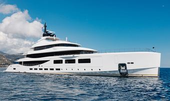Alfa yacht charter Benetti Motor Yacht