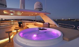 Encore yacht charter lifestyle