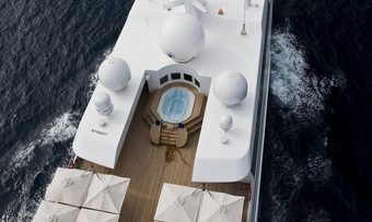 Lauren L yacht charter lifestyle