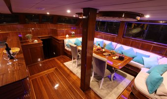 Queen Lila yacht charter lifestyle