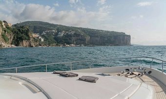Pampero yacht charter lifestyle