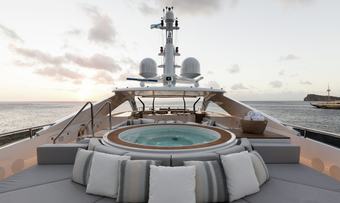 Laurentia yacht charter lifestyle