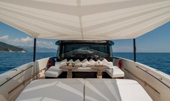 Forza Quieta yacht charter lifestyle