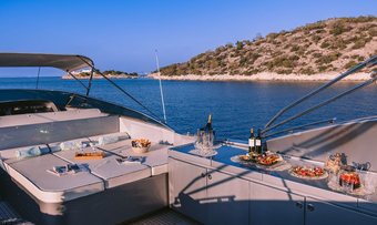 Elvi yacht charter lifestyle
