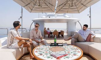 Bombay yacht charter lifestyle