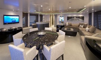 Hurricane Run yacht charter lifestyle