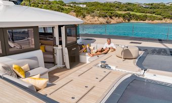 Kajikia yacht charter lifestyle