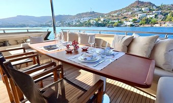 My Ozgn yacht charter lifestyle