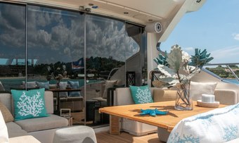 Smile yacht charter lifestyle