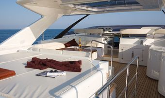 Inspiration B yacht charter lifestyle