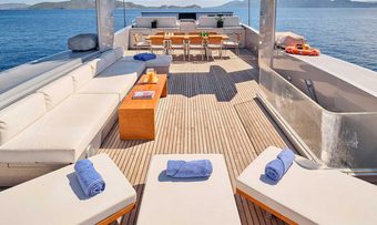 Amici Per Sempre yacht charter lifestyle