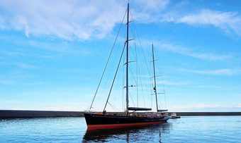 Maximus yacht charter Vitters Sail Yacht