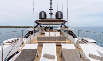 Erolia yacht charter lifestyle