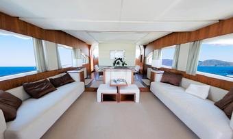 QUESTA è VITA yacht charter lifestyle