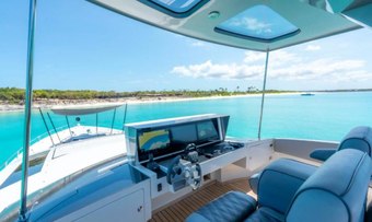 New Life yacht charter lifestyle