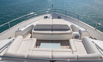 Freedom yacht charter lifestyle