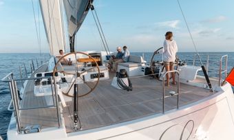 Leo yacht charter lifestyle