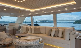 Colibri yacht charter lifestyle