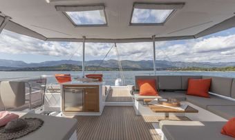 Serenissima yacht charter lifestyle