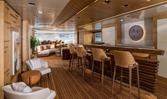 Life Saga yacht charter lifestyle