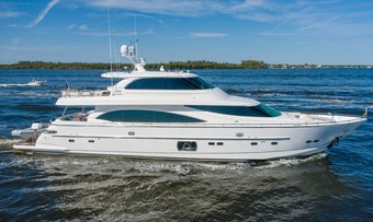 Naya Maryn yacht charter Horizon Motor Yacht