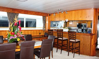 Movie Set yacht charter lifestyle