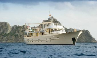 Monara yacht charter Feadship Motor Yacht