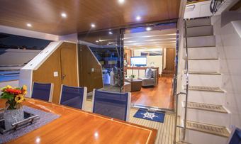 Italian Yacht 85 yacht charter lifestyle