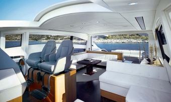 T2 yacht charter lifestyle