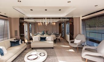 Dawo yacht charter lifestyle
