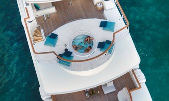 Mystic yacht charter lifestyle